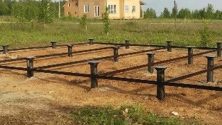 Установка и монтаж - винтовые сваи в Ейске для свайного фундамента дома. Цена от 2056 руб - видео закручивание